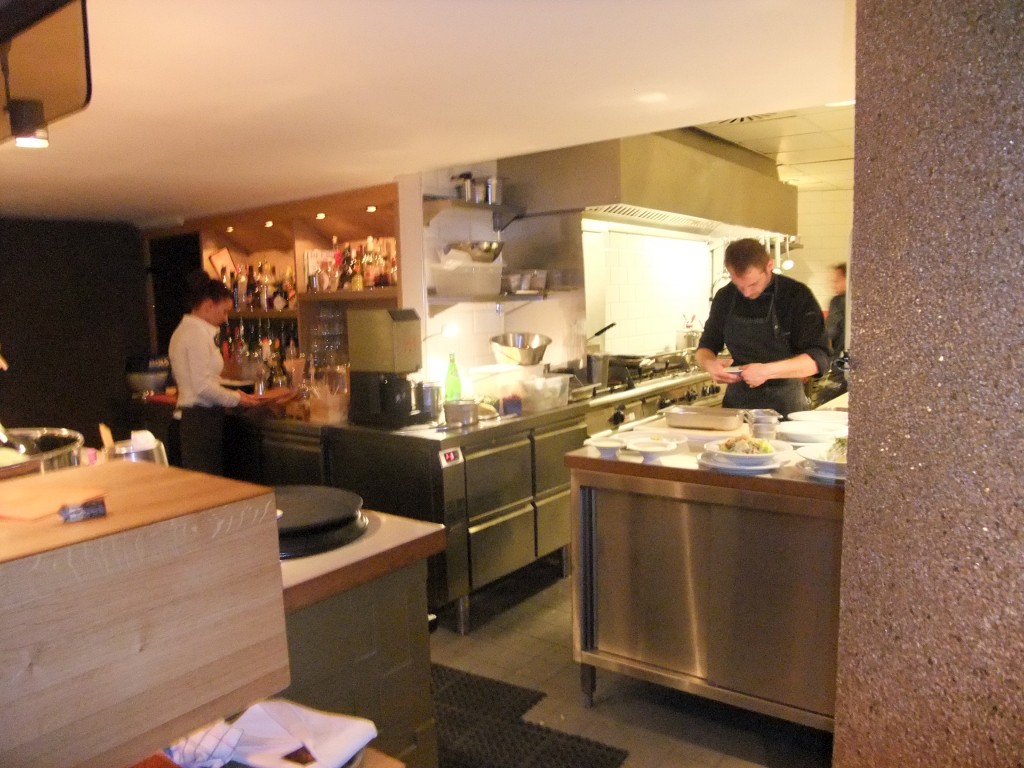 DSCF2776-1024